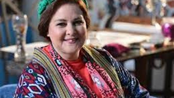 دلال عبد العزيز