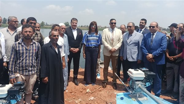 وزيرة الهجرة ومحافظ