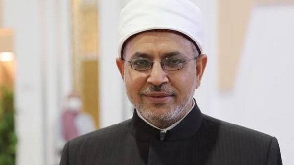 الدكتور سلامة داود