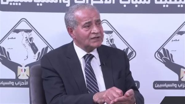 وزير التموين