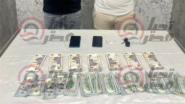 المتهمين عقب ضبطهم