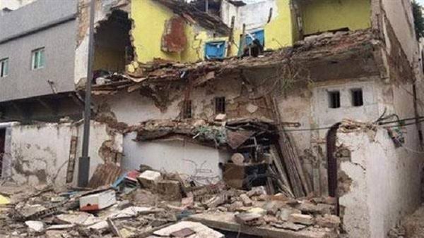 انهيار عقار