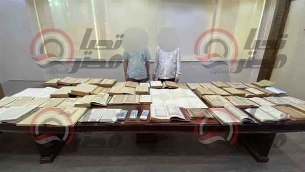 المتهمين عقب ضبطهما