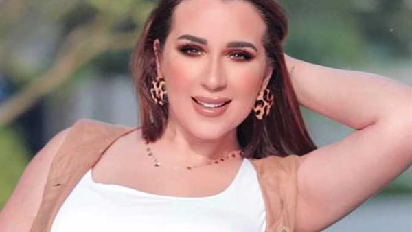 أسما شريف منير