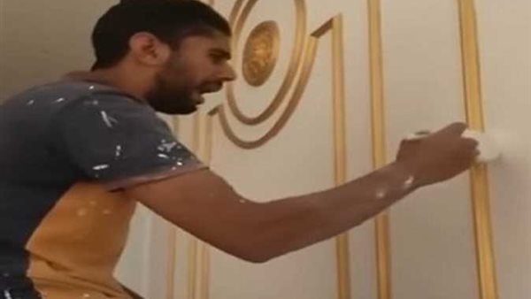 المطرب النقاش