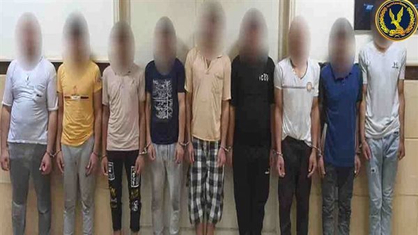 المتهمين عقب ضبطهم