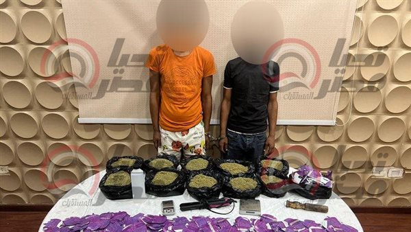 المتهمين عقب ضبطهم