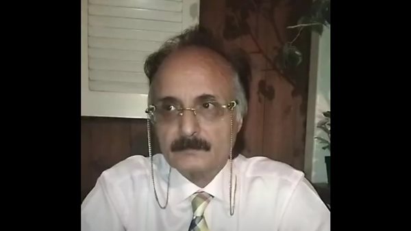 طبيب شيرين عبد الوهاب