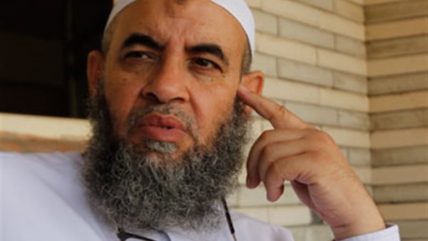 الدكتور يونس مخيون