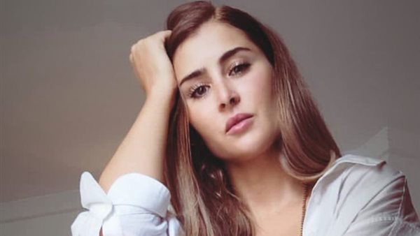 عائشة بن أحمد 