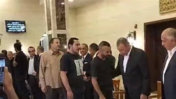 أفشة يتقدم بواجب