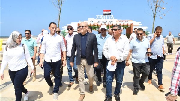 وزير الإسكان 