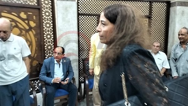 نجوم الفن في عزاء