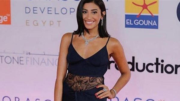 دينا الشربيني 