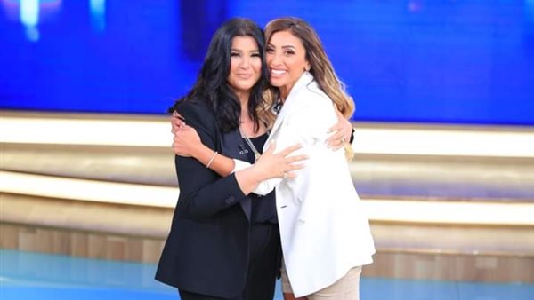 دينا الشربيني في