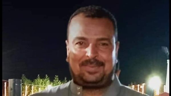 شاب أنقذ أسرة من