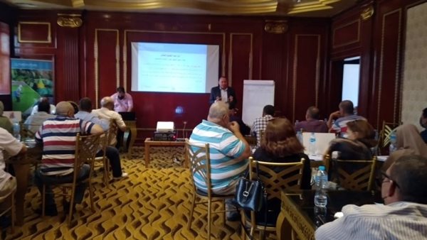 معلمو المدارس الفنية