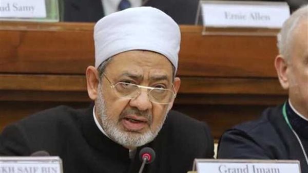  الدكتور أحمد الطيب