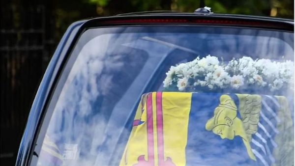 نعش الملكة إليزابيث