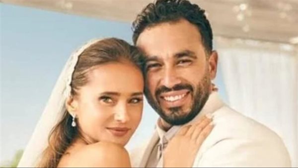 نيللي كريم وهشام