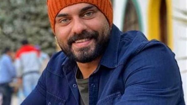 الفنان أحمد صلاح