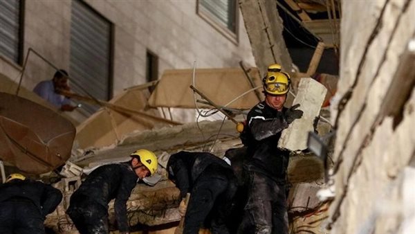 لقطات لفريق انقاذ