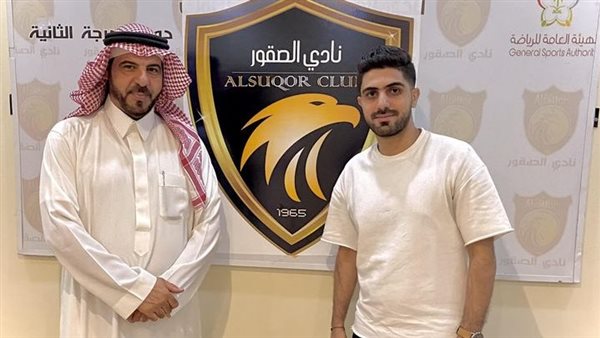 محمد عزت مع رئيس