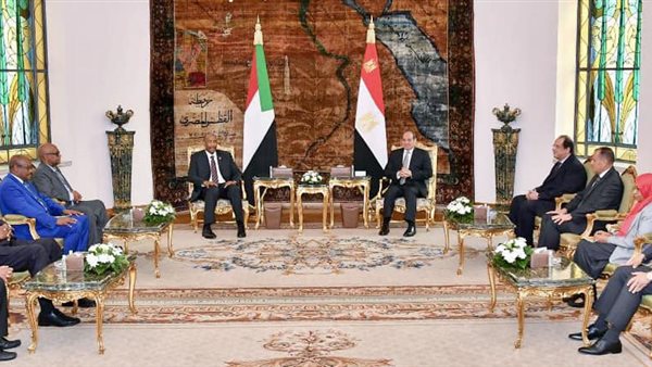 الرئيس السيسي مع