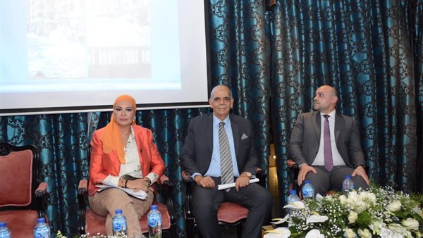 جانب من المؤتمر 