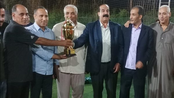 العميد حسن نبيه مع