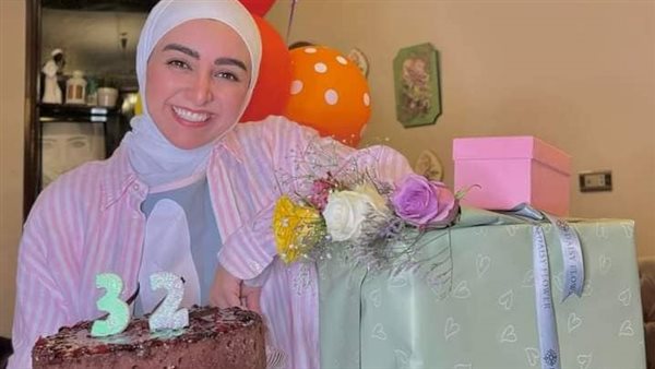 هلا رشدي في عيد ميلادها