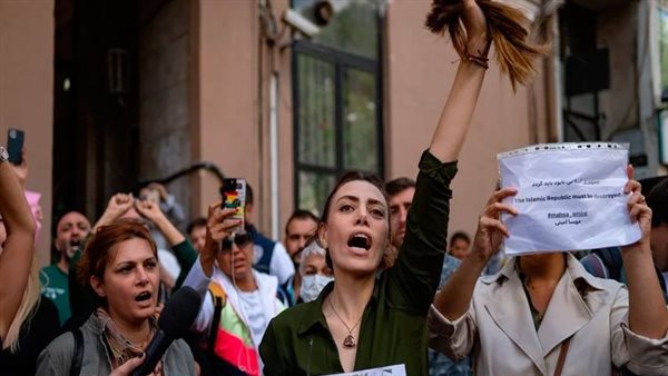 احتجاجات بعد وفاة