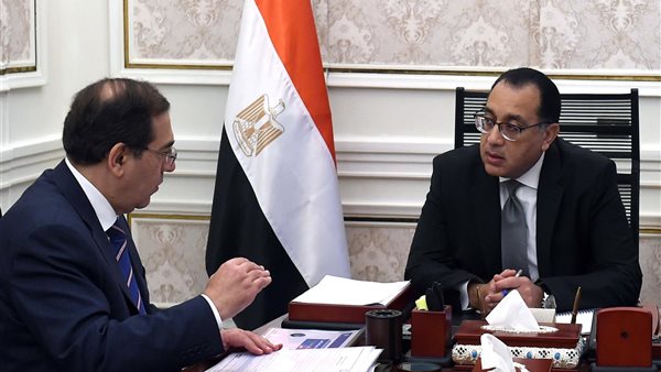 رئيس الوزراء ومصطفى