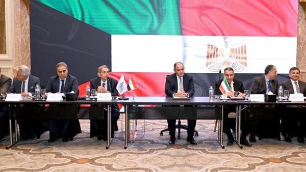 وزير الصناعة