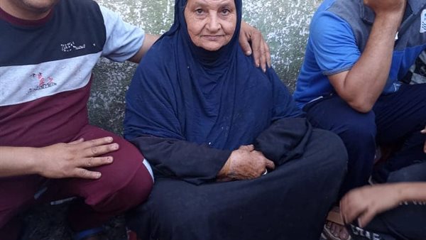 والدة رضا المتغيبه