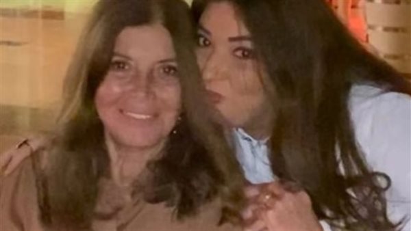 ميرفت أمين وغادة