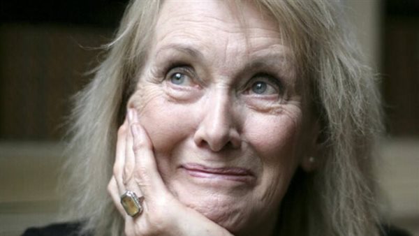 الكاتبة الفرنسية،