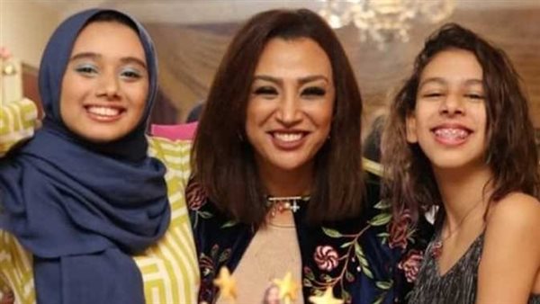 صفاء جلال وبناتها