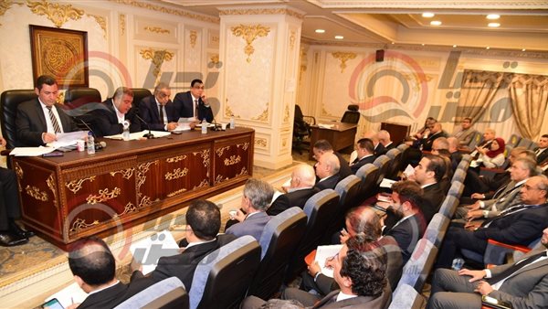 اجتماع لجنة الصناعة