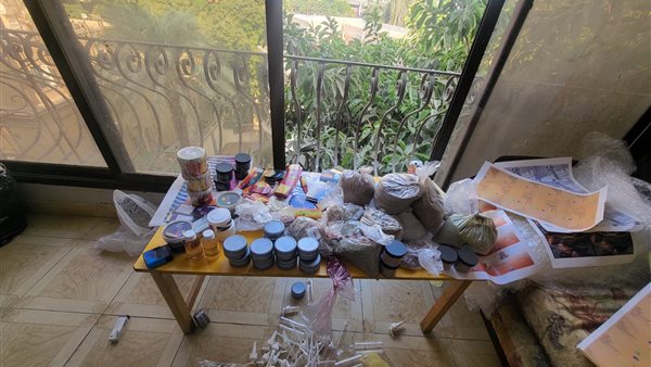  عيادات تخصصية 