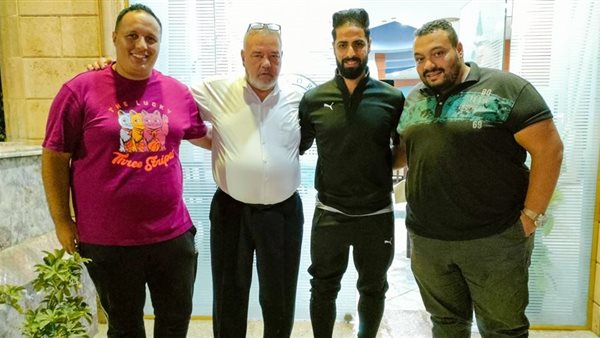 السقا مع مسؤلي دمياط