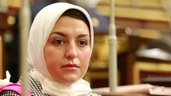  النائبة هدى عمار