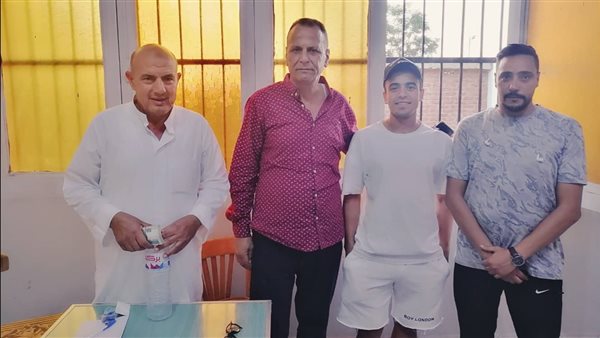 الجنجيهي مع مسؤلي