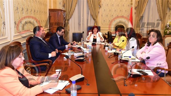  لجنة السياحة بمجلس