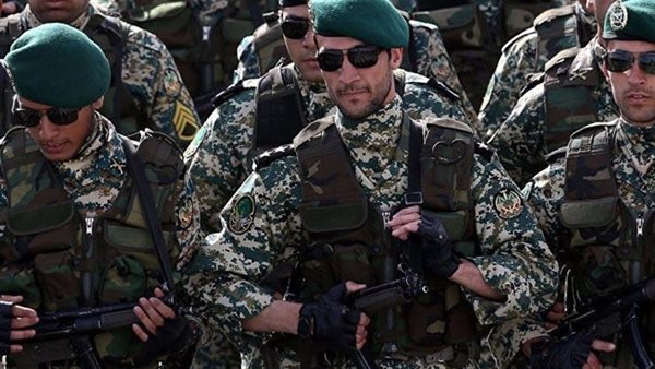 عناصر من الحرس الثوري