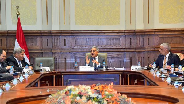 لجنة الإدارة المحلية