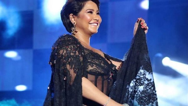 الفنانة شيرين عبد