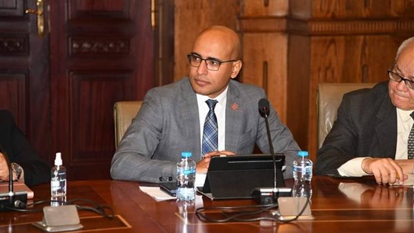  النائب علاء مصطفى