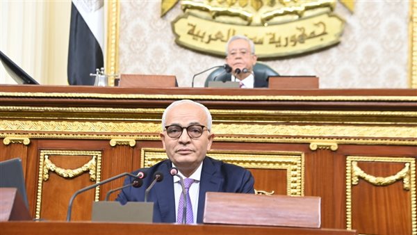 وزير التعليم أمام