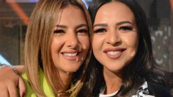 دنيا وإيمي سمير غانم